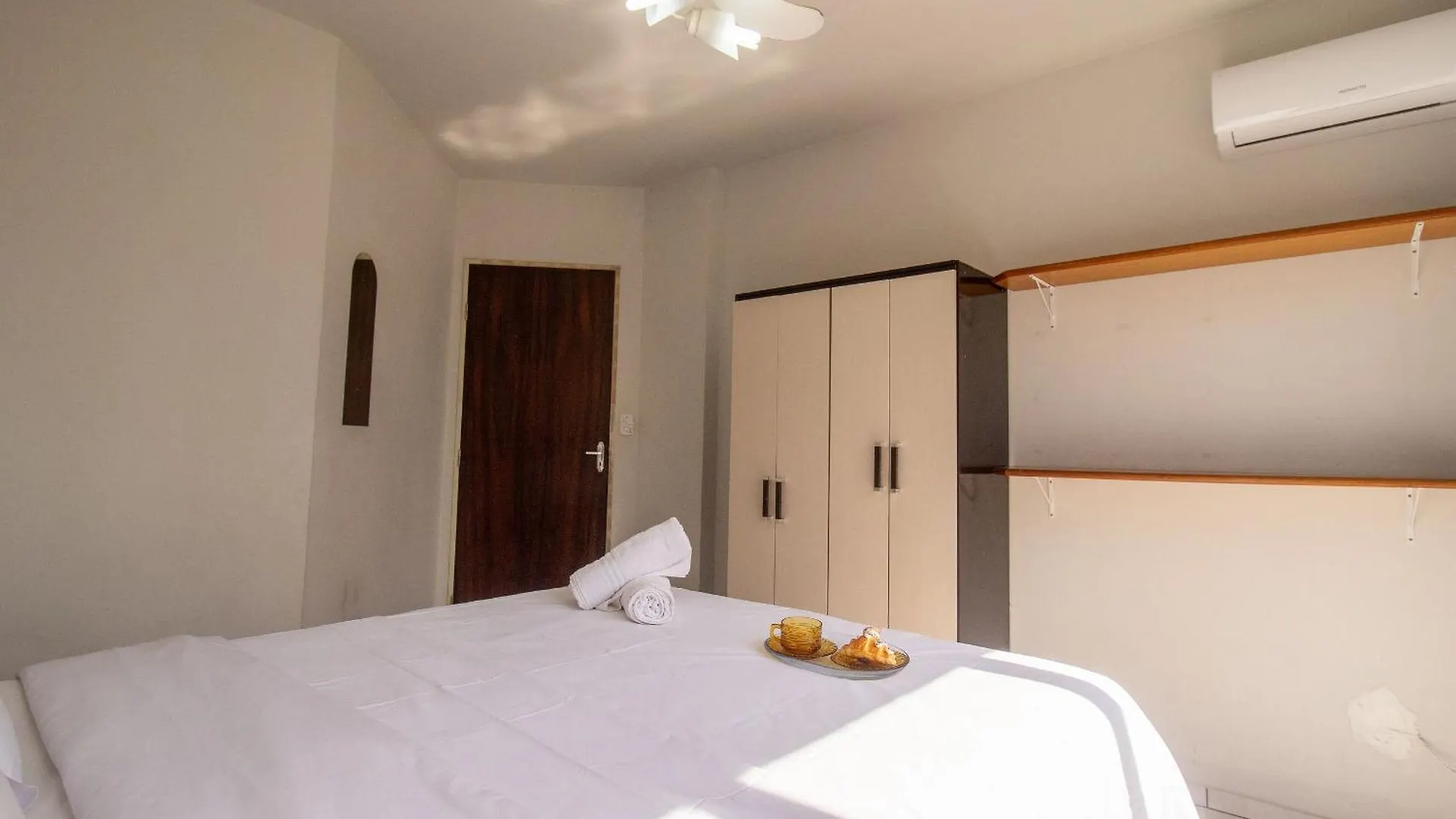 PR51 - 4 Dorm, Amplo, Climatizado, Garagem para Camionete, Próximo ao Shopping Atlântico, Wi-Fi Balneário Camboriú